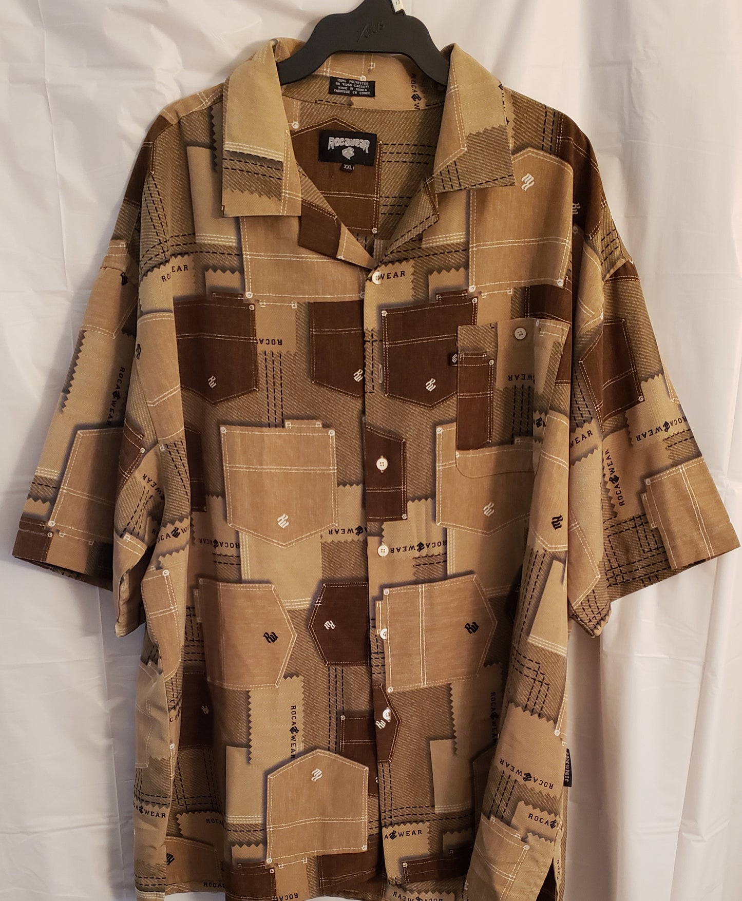 ROCAWEAR MENS SHORT SLEEVE BUTTON UP SHIRT (XXL)