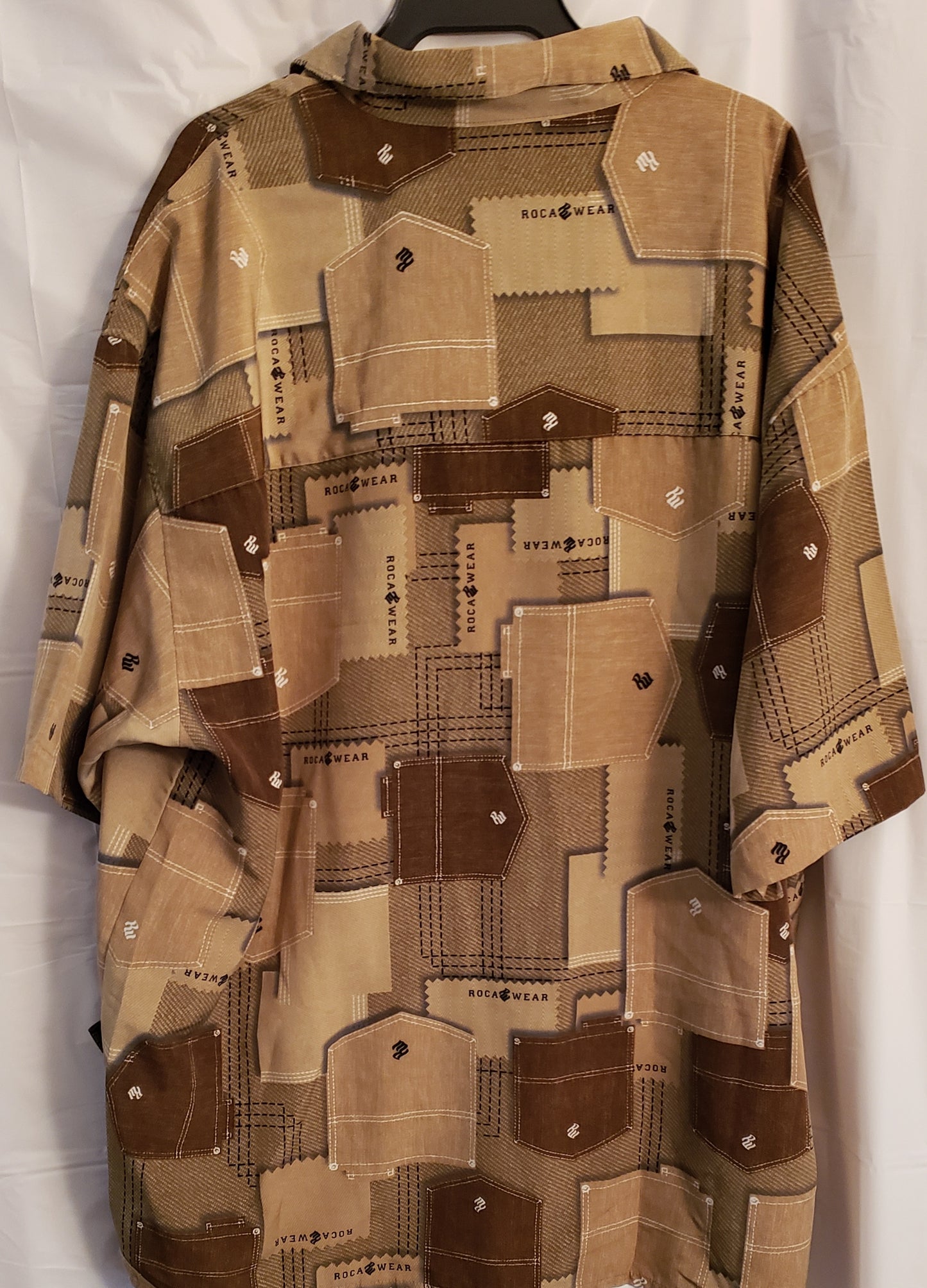 ROCAWEAR MENS SHORT SLEEVE BUTTON UP SHIRT (XXL)