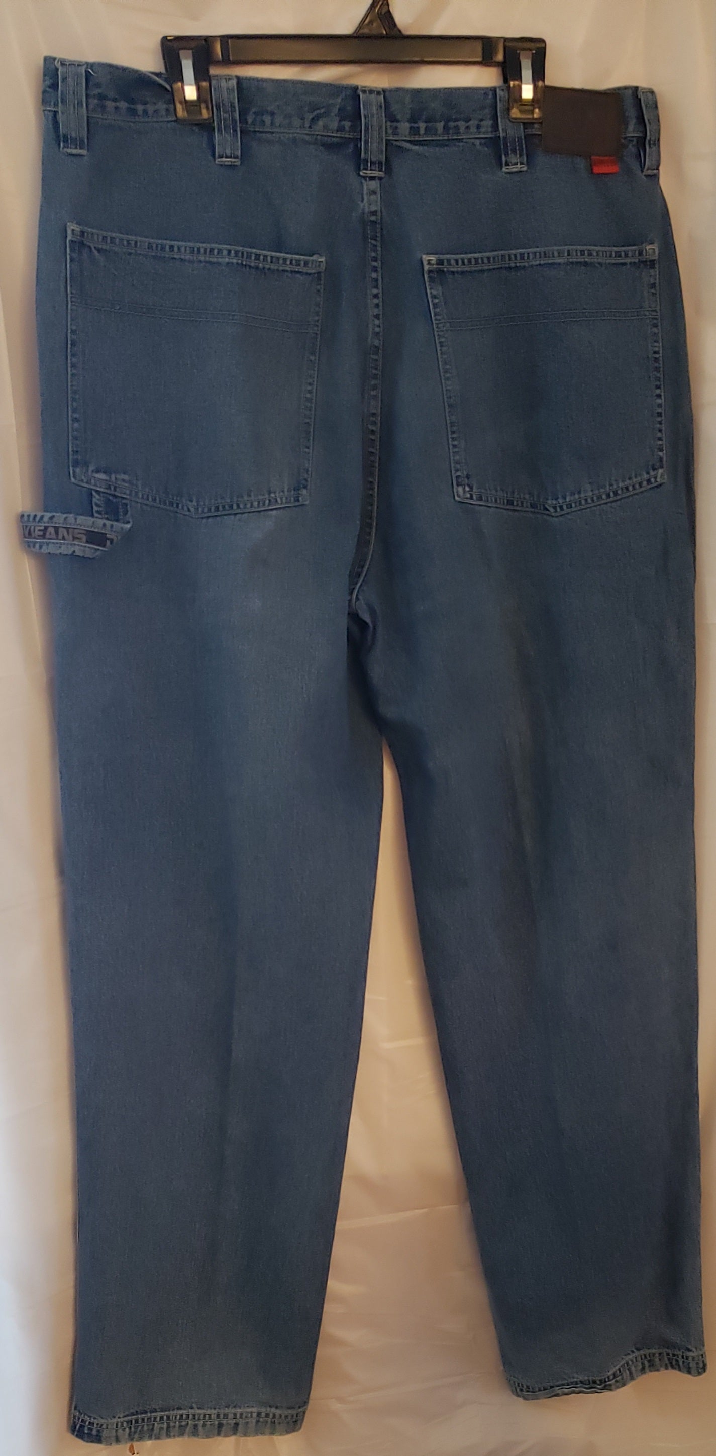 DKNY BAGGY/LOOSE FIT BLUE DENIM JEANS -VINTAGE!!!
