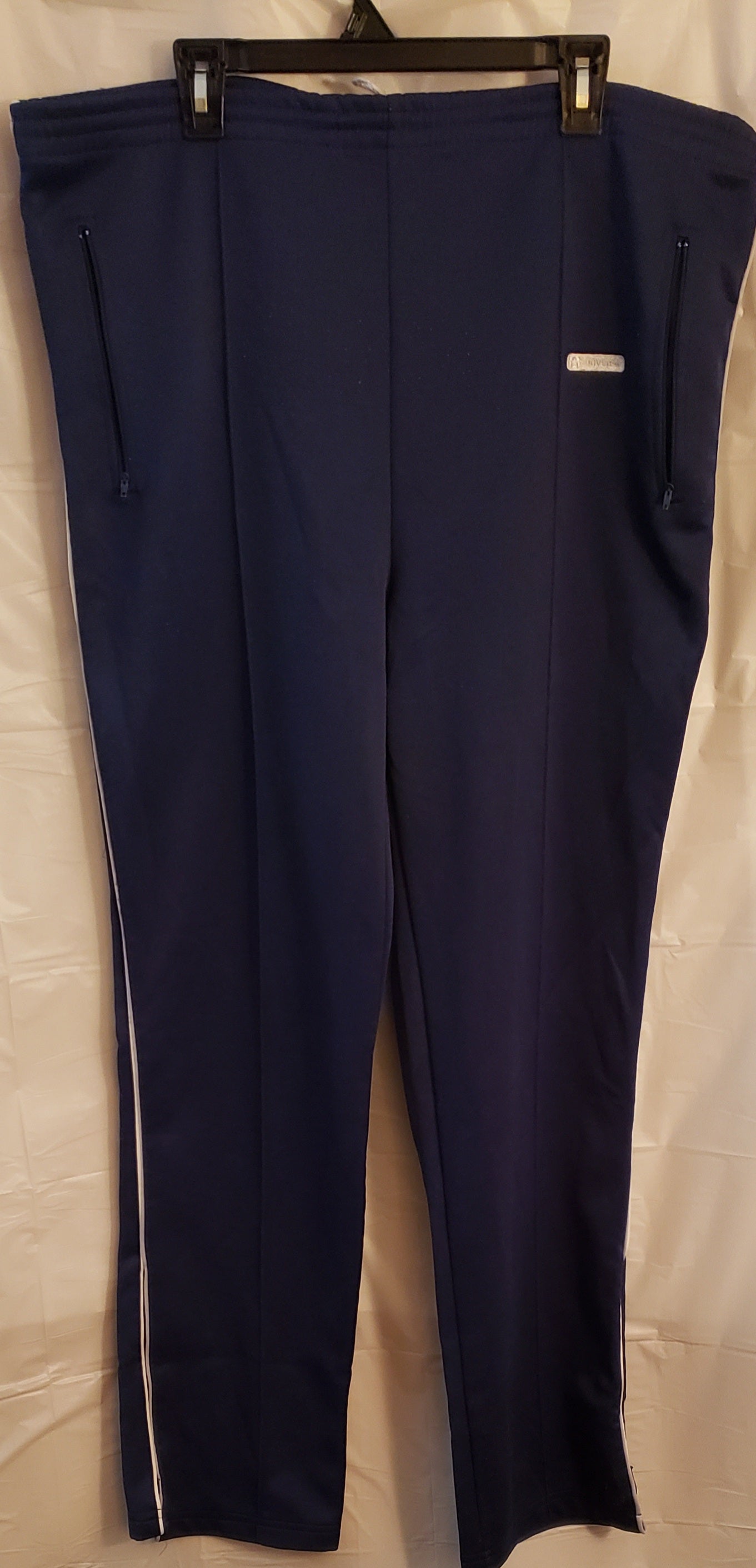 Converse 2 Piece Track Suit (XLT) Vintage!!!
